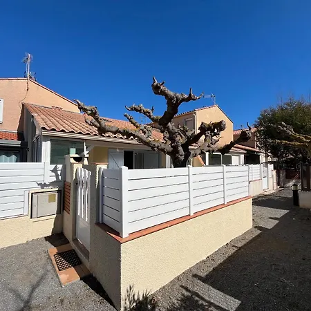 Belle Maison De Semi Climatisee, Cloturee, Veranda, 6 Couchages, Le Village De La Lrvm93 Portiragnes