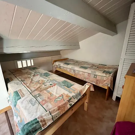 Villa Belle Maison De Semi Climatisee, Cloturee, Veranda, 6 Couchages, Le Village De La Lrvm93 Portiragnes