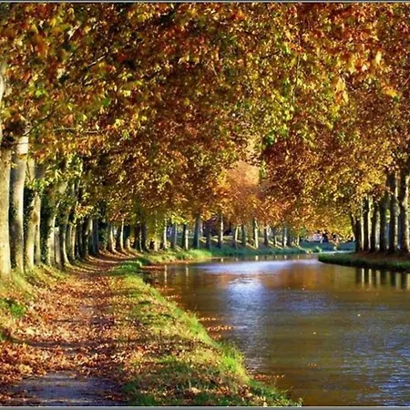 Belle Maison De Semi Climatisee, Cloturee, Veranda, 6 Couchages, Le Village De La Lrvm93