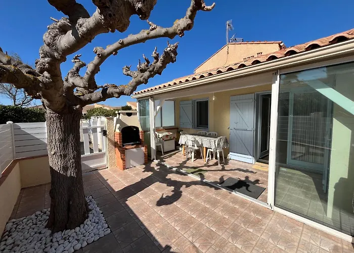 Belle Maison De Semi Climatisee, Cloturee, Veranda, 6 Couchages, Le Village De La Lrvm93 Villa