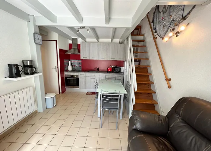 Belle Maison De Semi Climatisee, Cloturee, Veranda, 6 Couchages, Le Village De La Lrvm93 Villa *