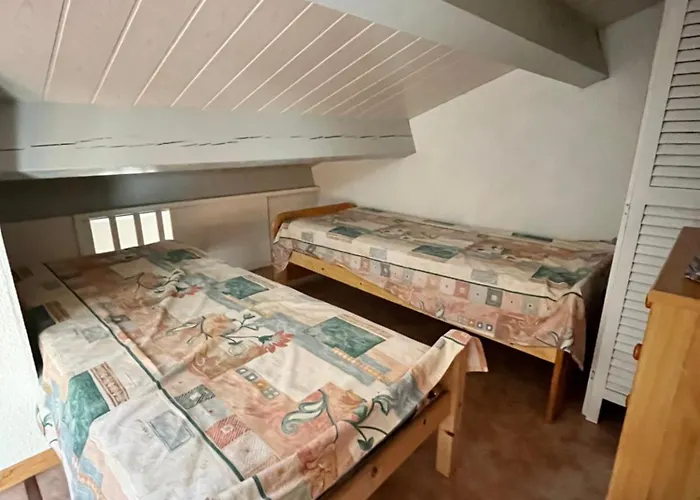 Villa Belle Maison De Semi Climatisee, Cloturee, Veranda, 6 Couchages, Le Village De La Lrvm93 Portiragnes